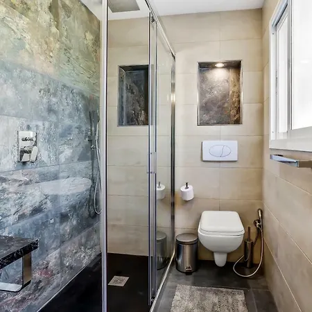 فيلة Luxury With Garden, Pool And Jacuzzi By Varenso Holidays ماربيا